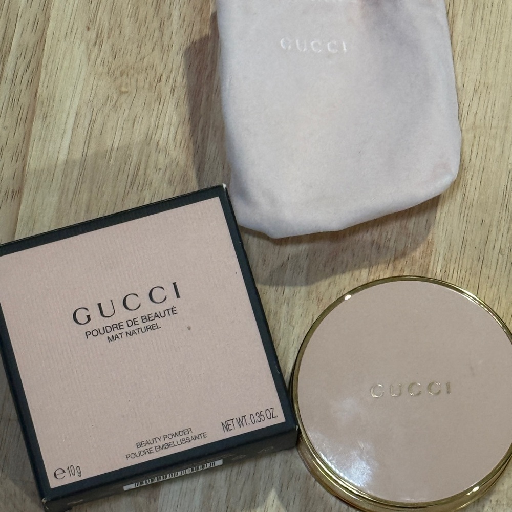 Gucci Matte Beauty Powder in shade 6 NIB - Picture 3 of 6